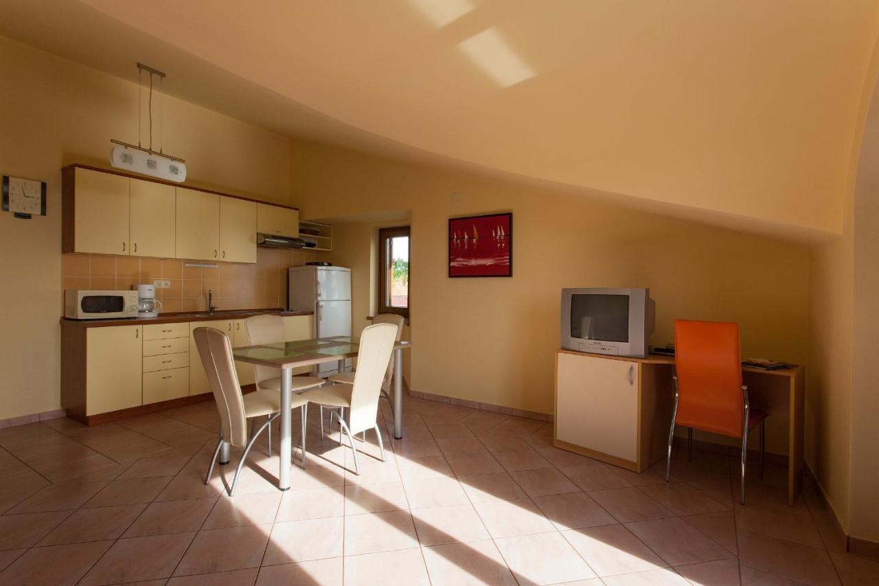 Apartman Vjekoslav كرك المظهر الخارجي الصورة